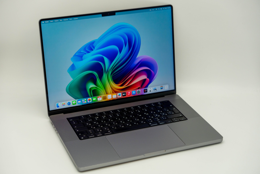 Ноутбук Apple MacBook Pro 16 ( M1 Pro )
