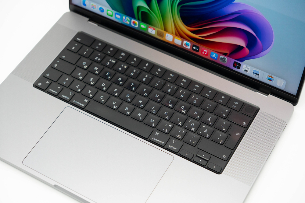 Ноутбук Apple MacBook Pro 16 ( M1 Pro )