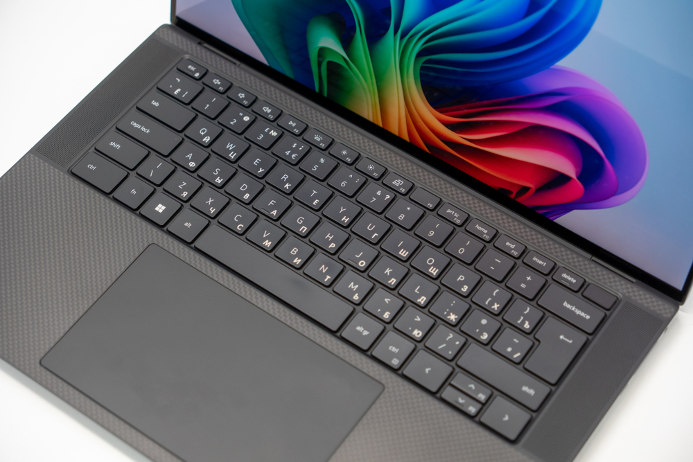 Ноутбук Dell Precision 5560 ( i9-11950H / RTX A2000 )